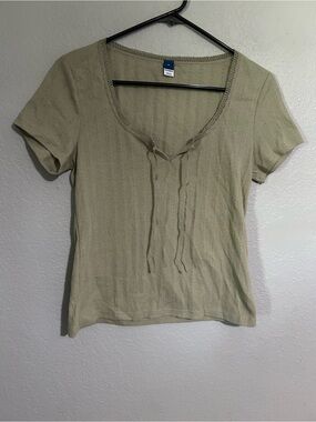 Old Navy Olive Green Short Sleeve Knit Top with V-Tie